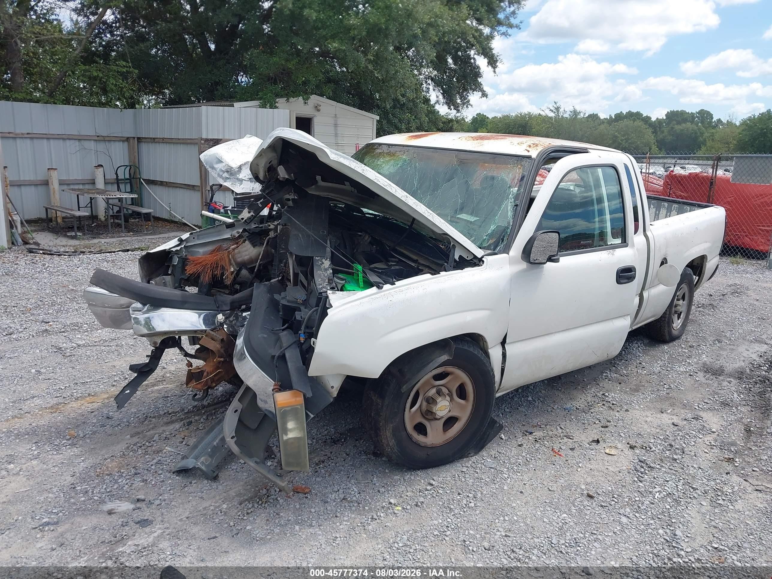 2003 Chevrolet Silverado 1500 Work Truck White vin: 2GCEC19X131340866