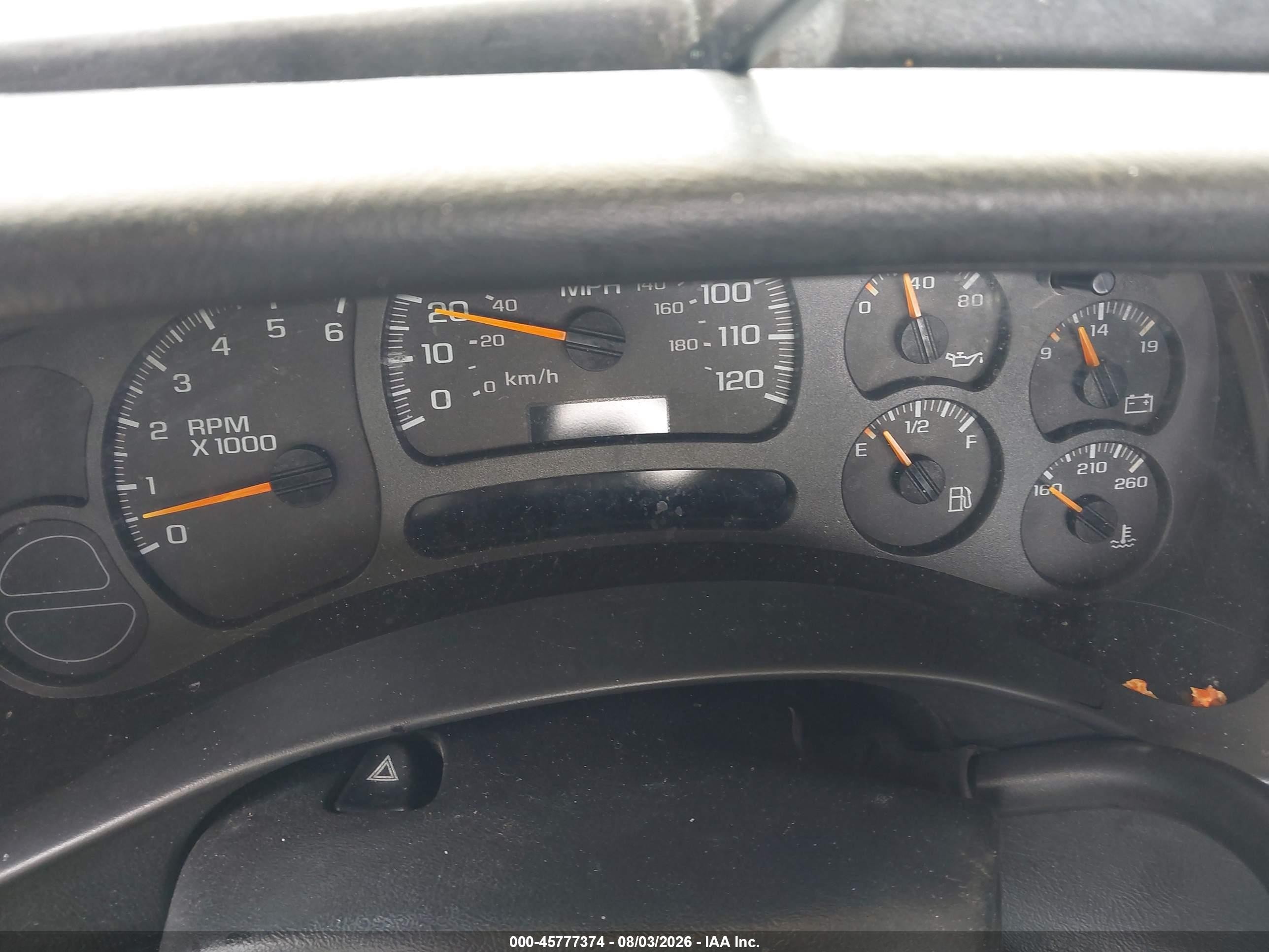 2003 Chevrolet Silverado 1500 Work Truck White vin: 2GCEC19X131340866