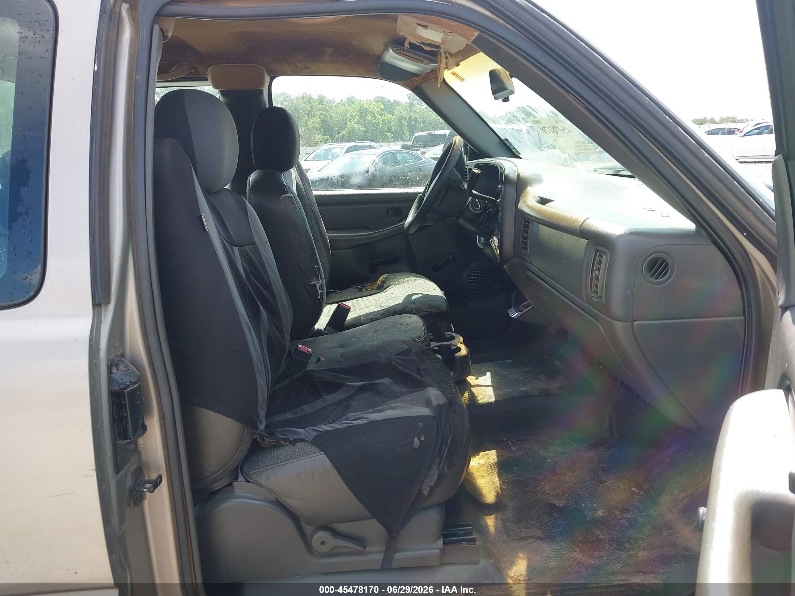 2003 Chevrolet Silverado 1500 Work Truck Tan vin: 2GCEC19X131366237