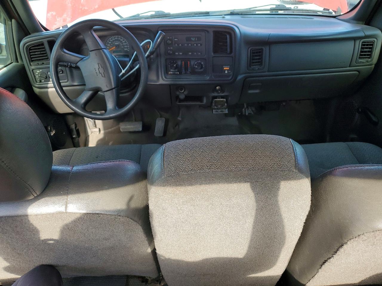 2003 Chevrolet Silverado C1500 Red vin: 2GCEC19X531254766