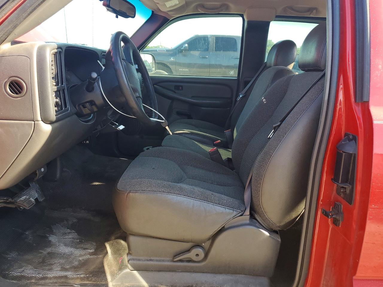 2003 Chevrolet Silverado C1500 Red vin: 2GCEC19X531254766
