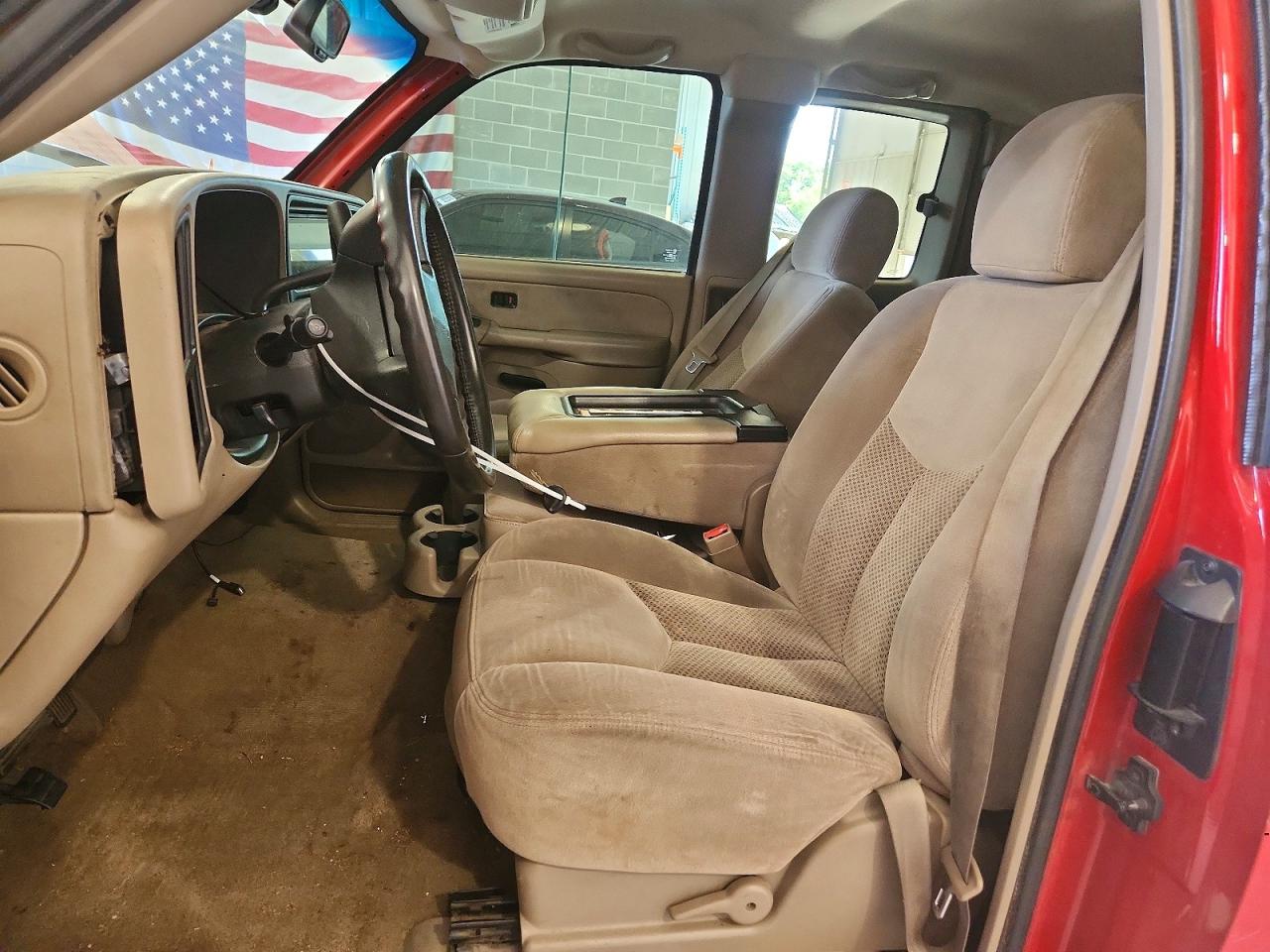 2003 Chevrolet Silverado C1500 Красный vin: 2GCEC19X631154840
