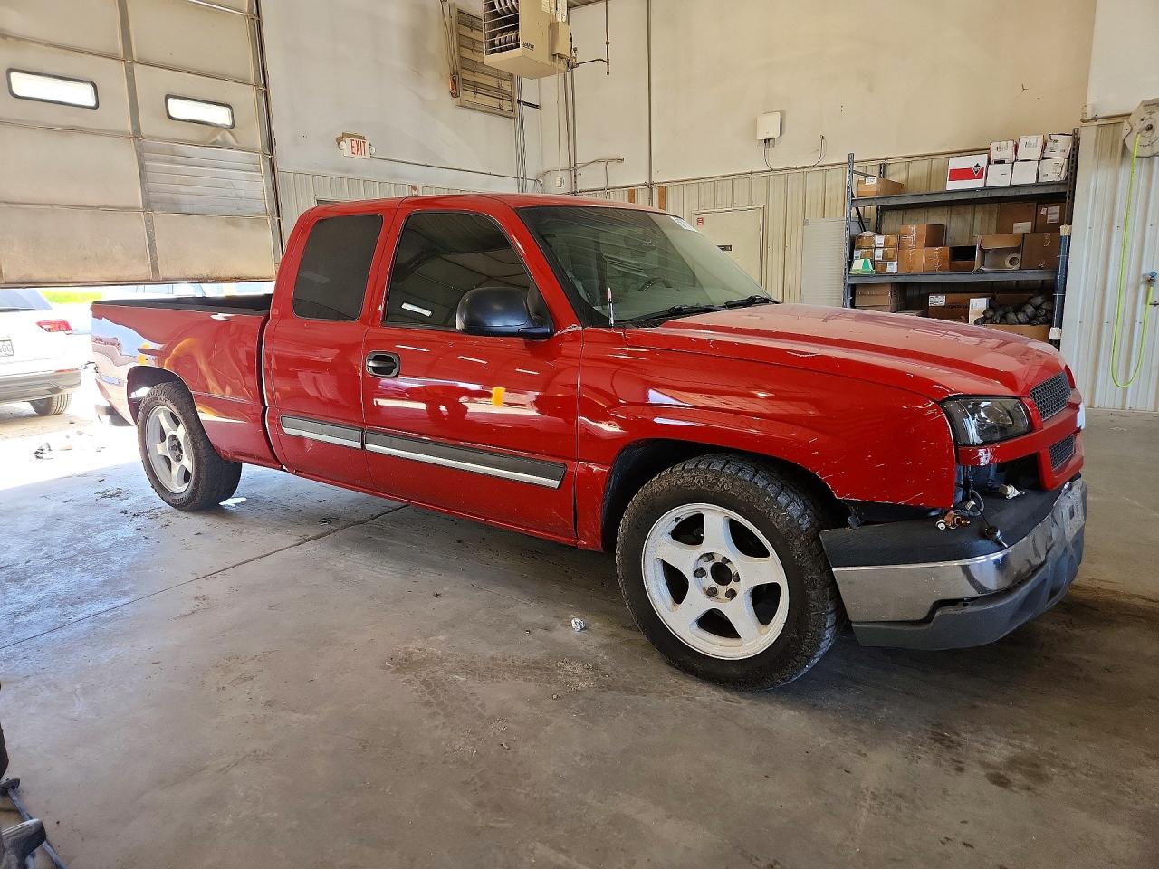 2003 Chevrolet Silverado C1500 Красный vin: 2GCEC19X631154840