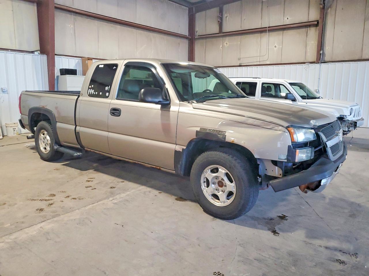 2003 Chevrolet Silverado C1500 Gold vin: 2GCEC19X631365147