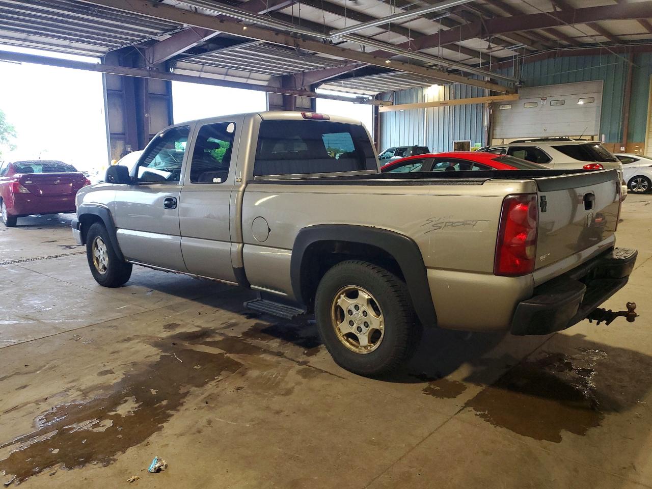2003 Chevrolet Silverado C1500 Gold vin: 2GCEC19X631365147