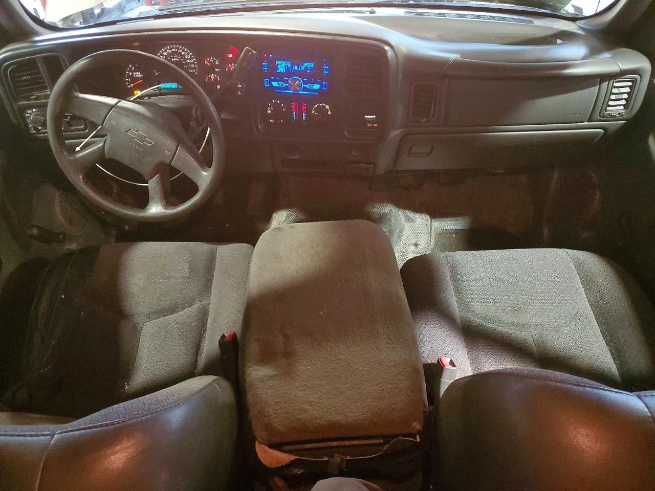 2003 Chevrolet Silverado C1500 Gold vin: 2GCEC19X631365147