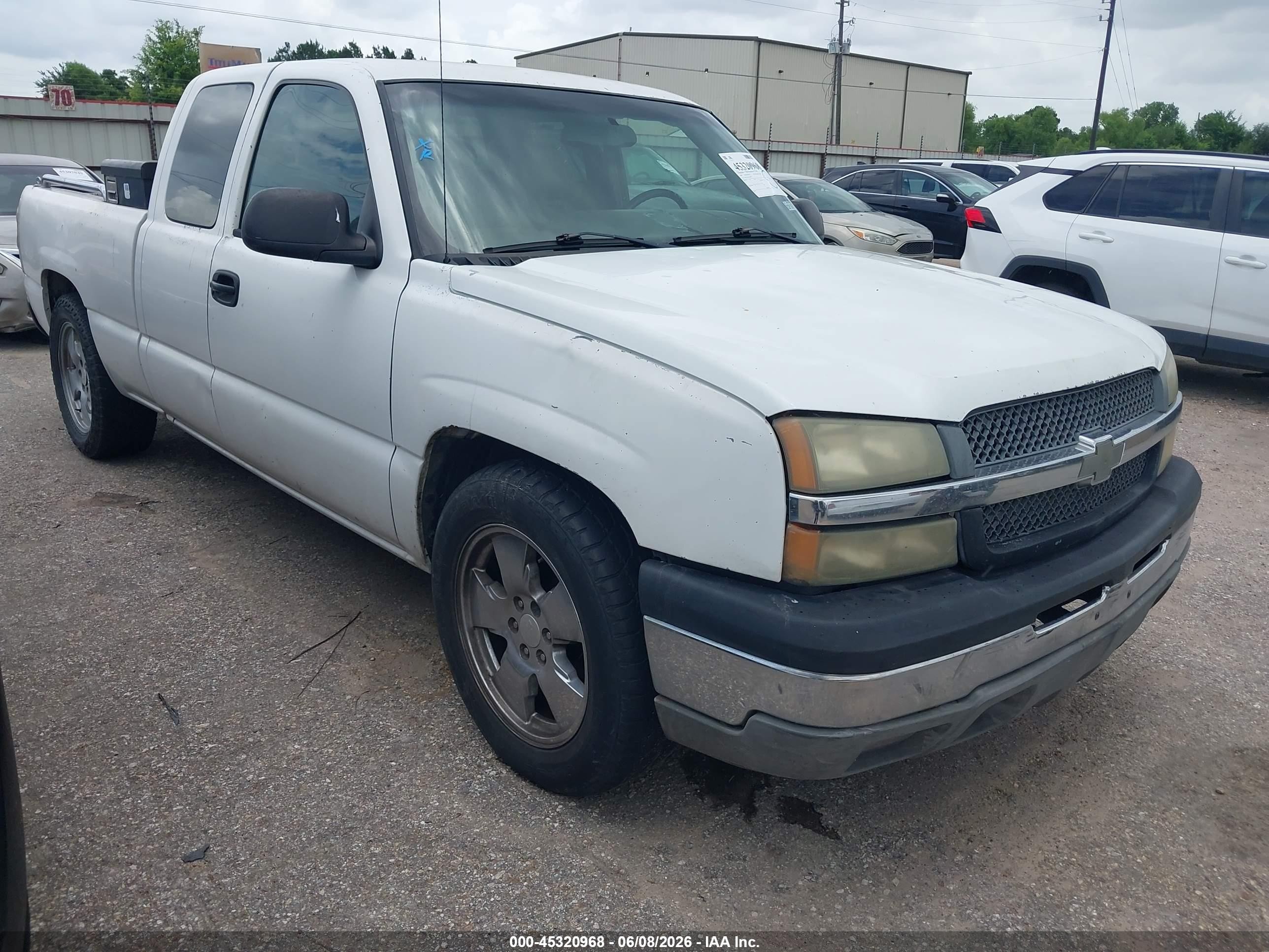 2003 Chevrolet Silverado 1500 Work Truck White vin: 2GCEC19X631366198