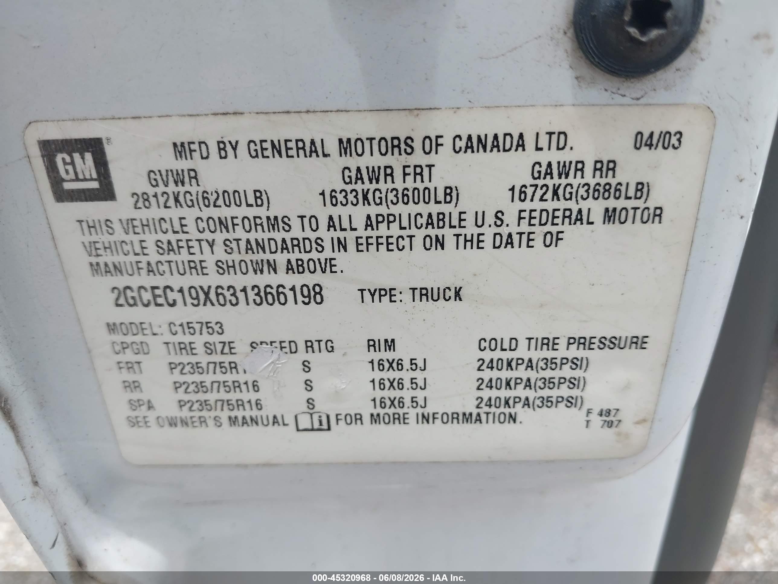 2003 Chevrolet Silverado 1500 Work Truck White vin: 2GCEC19X631366198