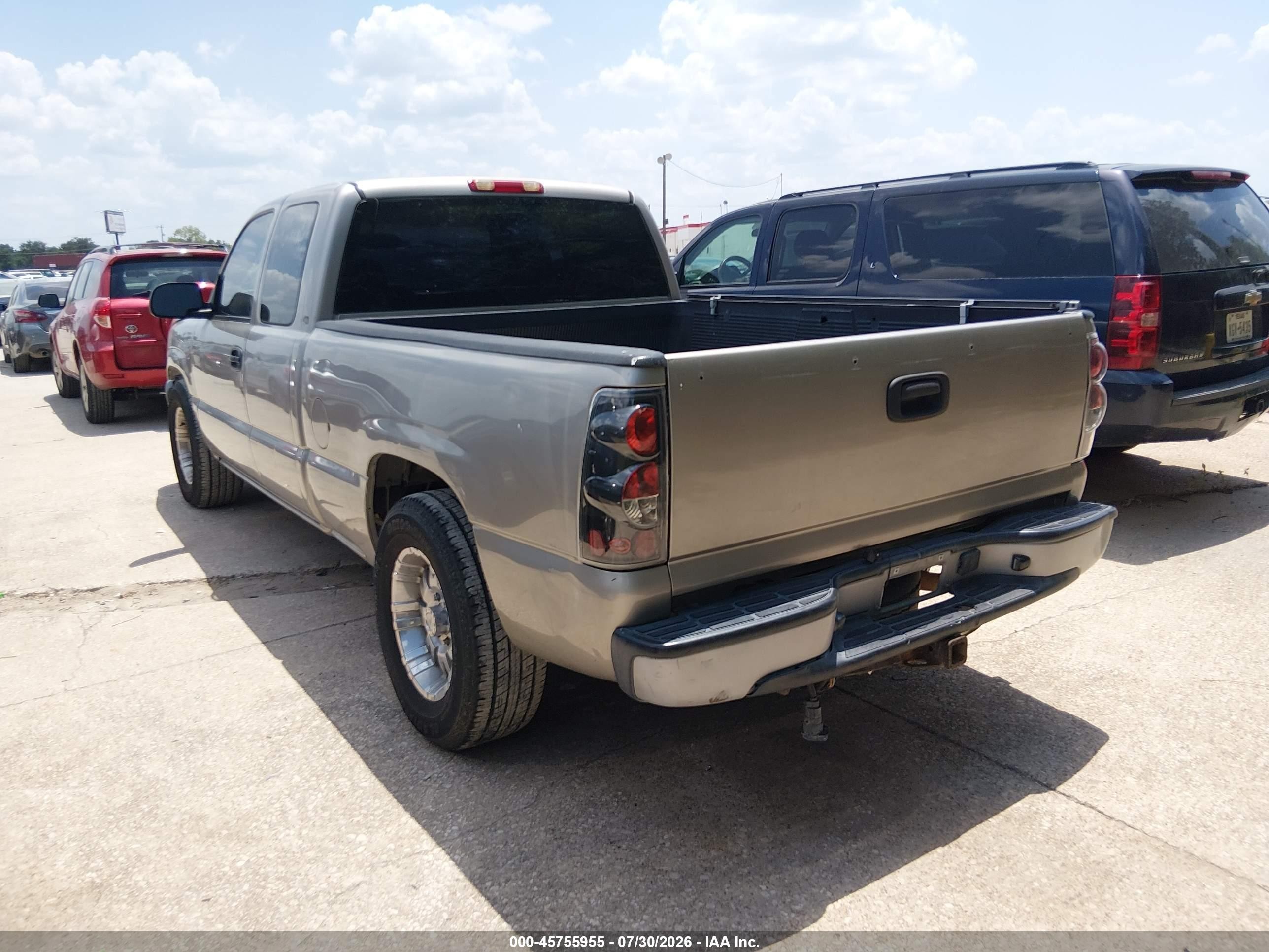 2003 Chevrolet Silverado 1500 Work Truck Gold vin: 2GCEC19X831212463