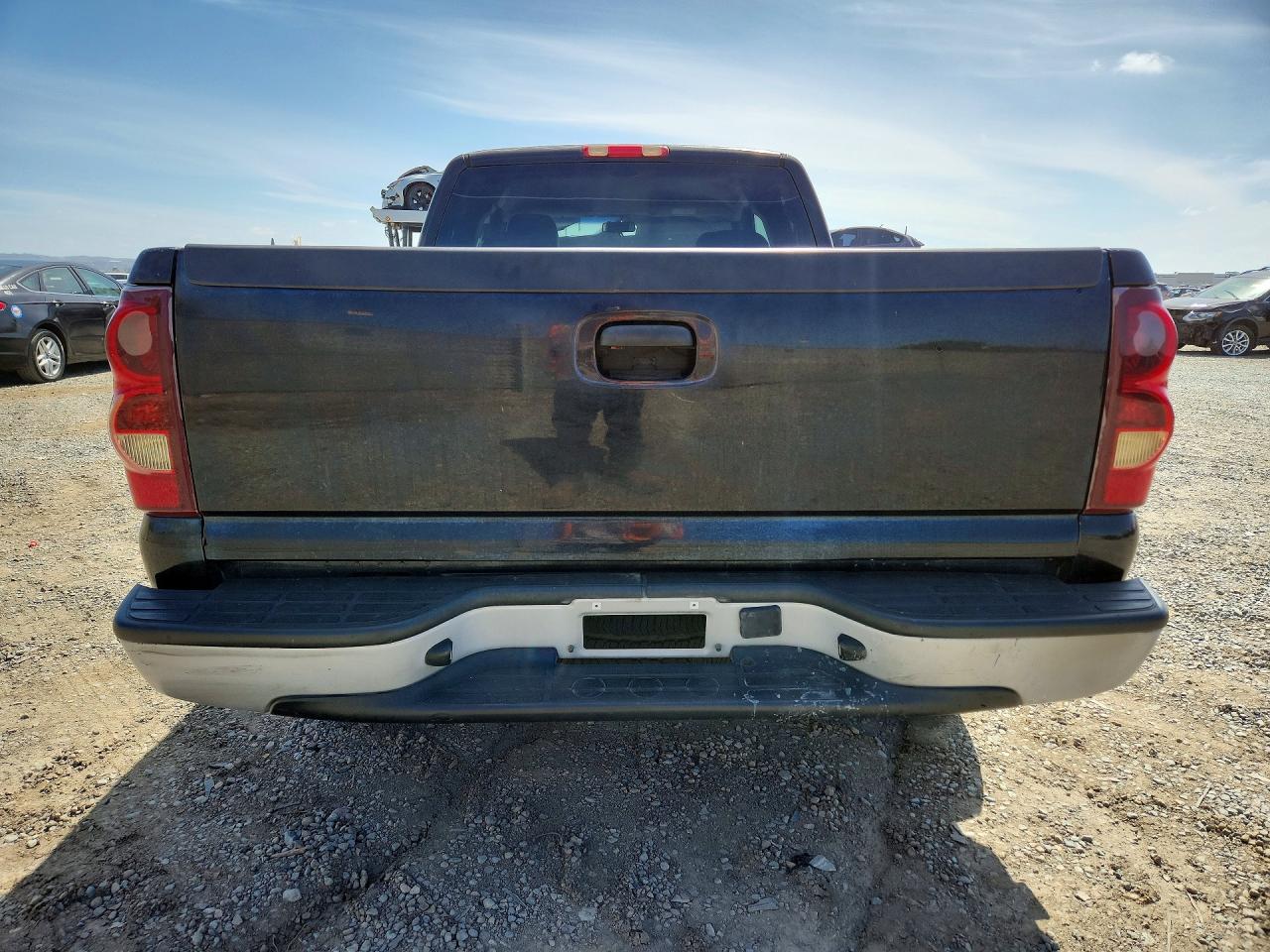 2003 Chevrolet Silverado C1500 Black vin: 2GCEC19X931207711