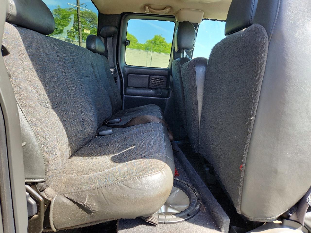 2003 Chevrolet Silverado C1500 Black vin: 2GCEC19X931207711