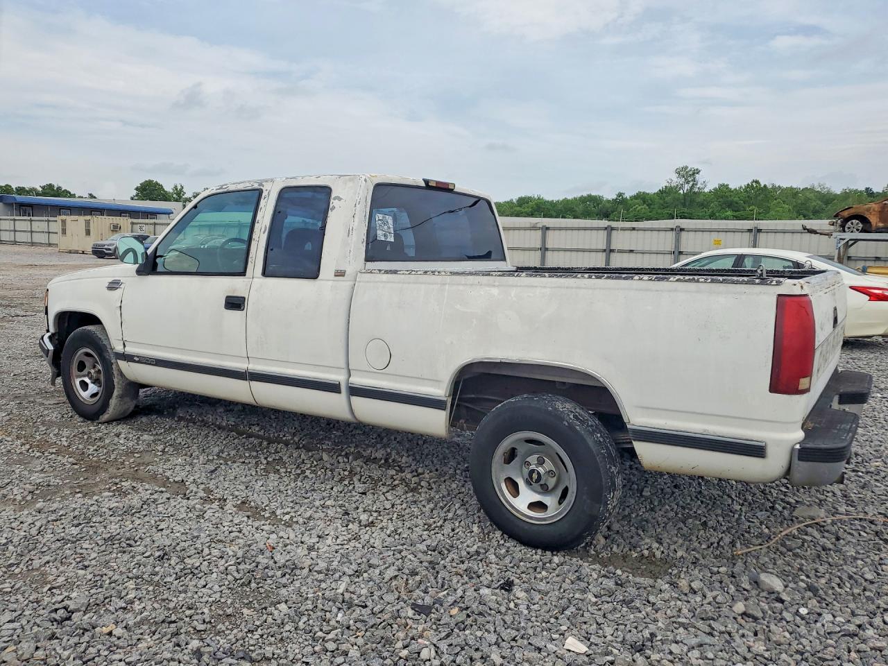 1994 Chevrolet 1500 White vin: 2GCEC19Z4R1136959