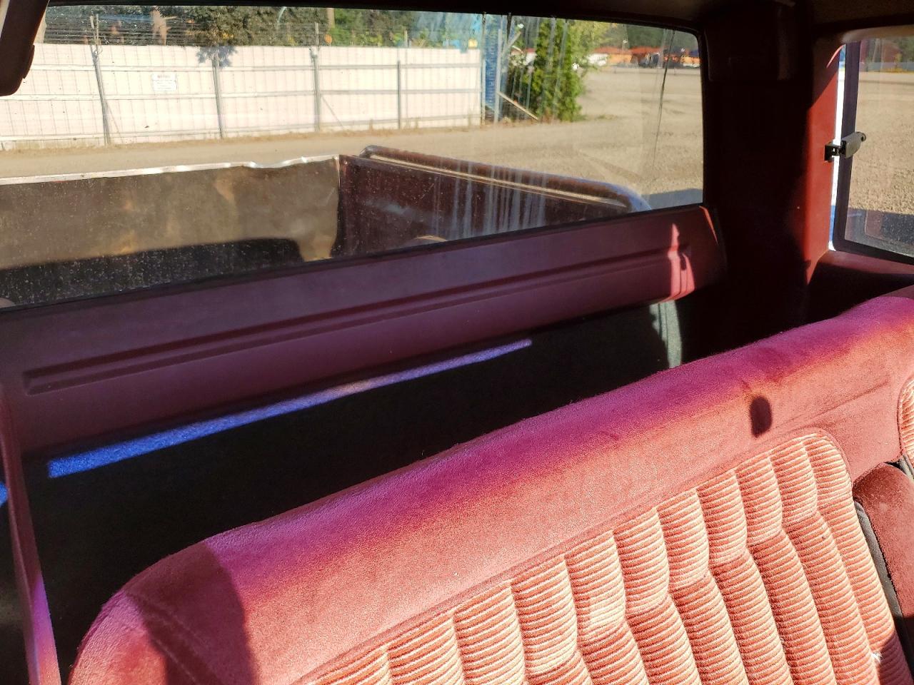 1991 Chevrolet Gmt-400 C1500 Burgundy vin: 2GCEC19Z9M1205136