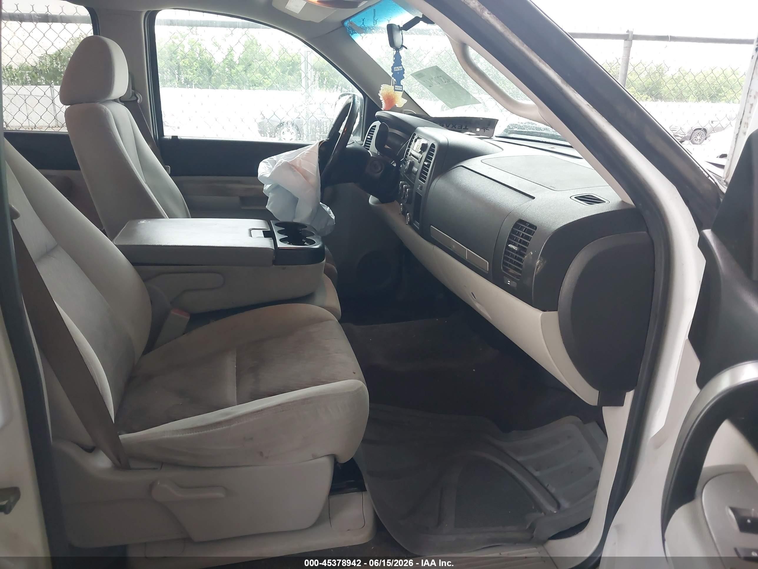 2009 Chevrolet Silverado 1500 Lt Белый vin: 2GCEC23C791139378