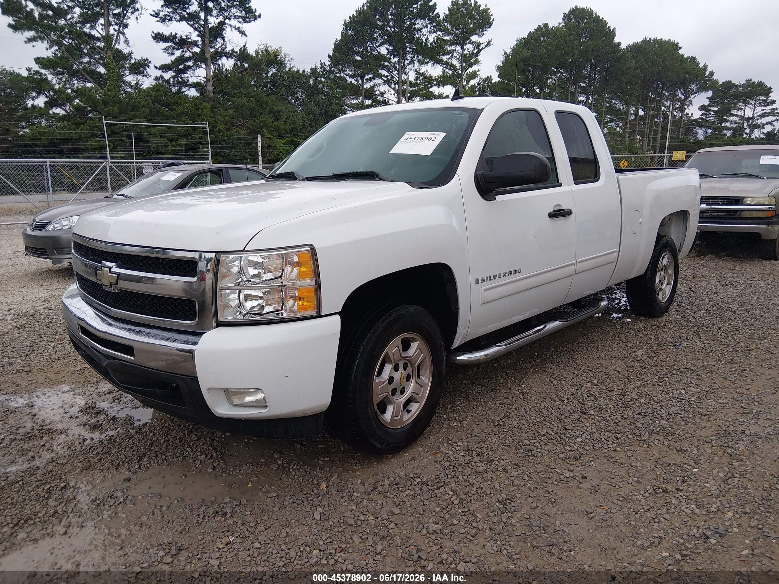 2009 Chevrolet Silverado 1500 Lt White vin: 2GCEC29J291107072