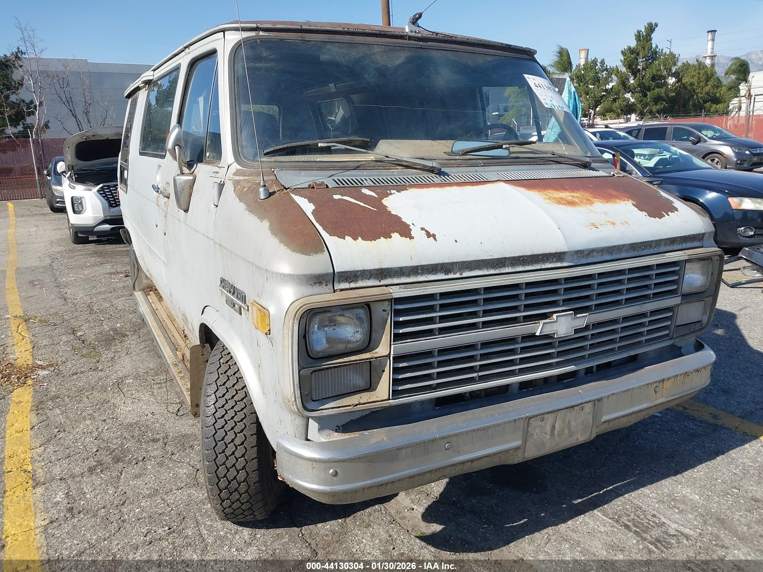 1983 Chevrolet G20   Gray vin: 2GCEG25H7D4147405