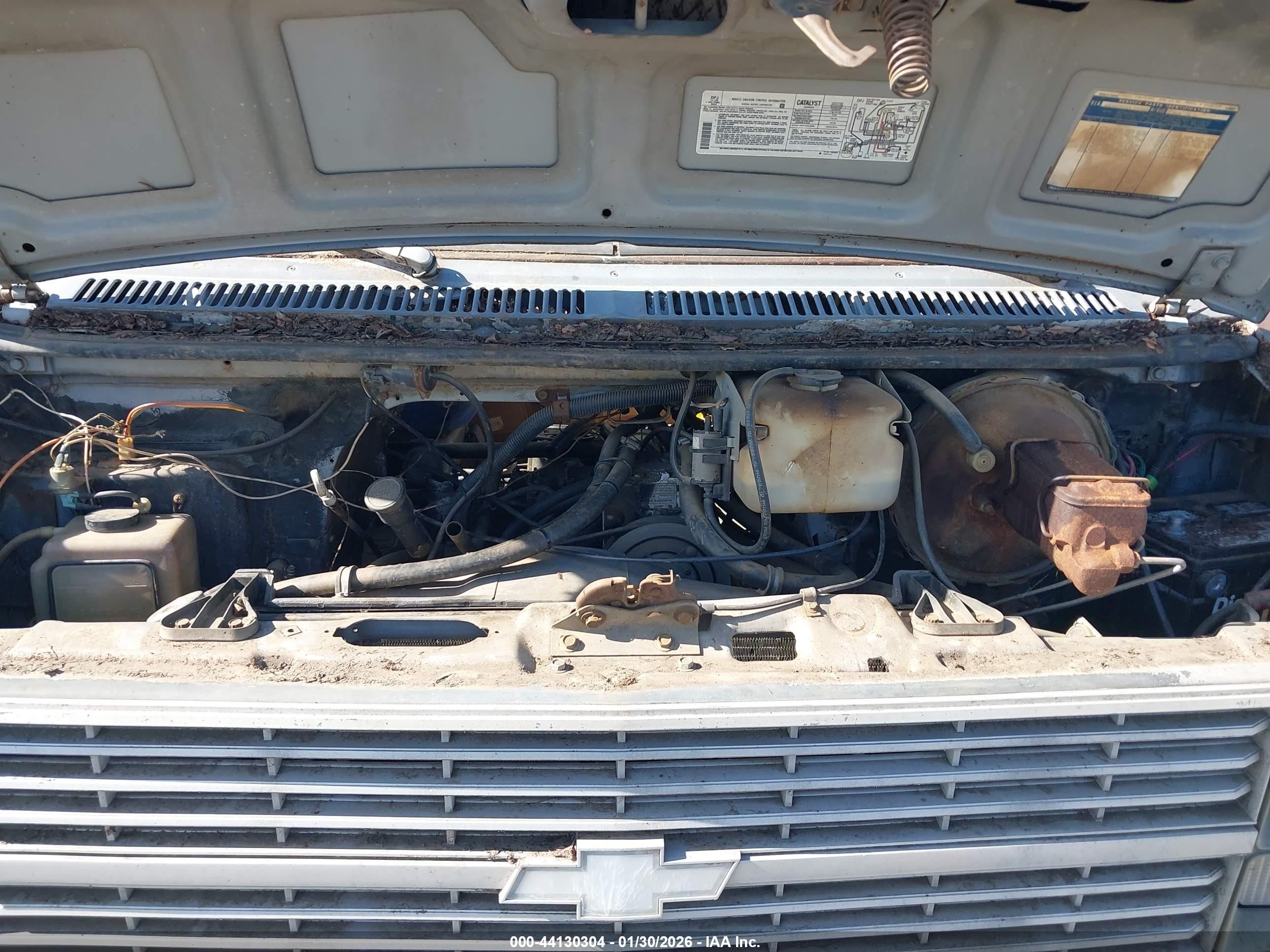 1983 Chevrolet G20   Gray vin: 2GCEG25H7D4147405