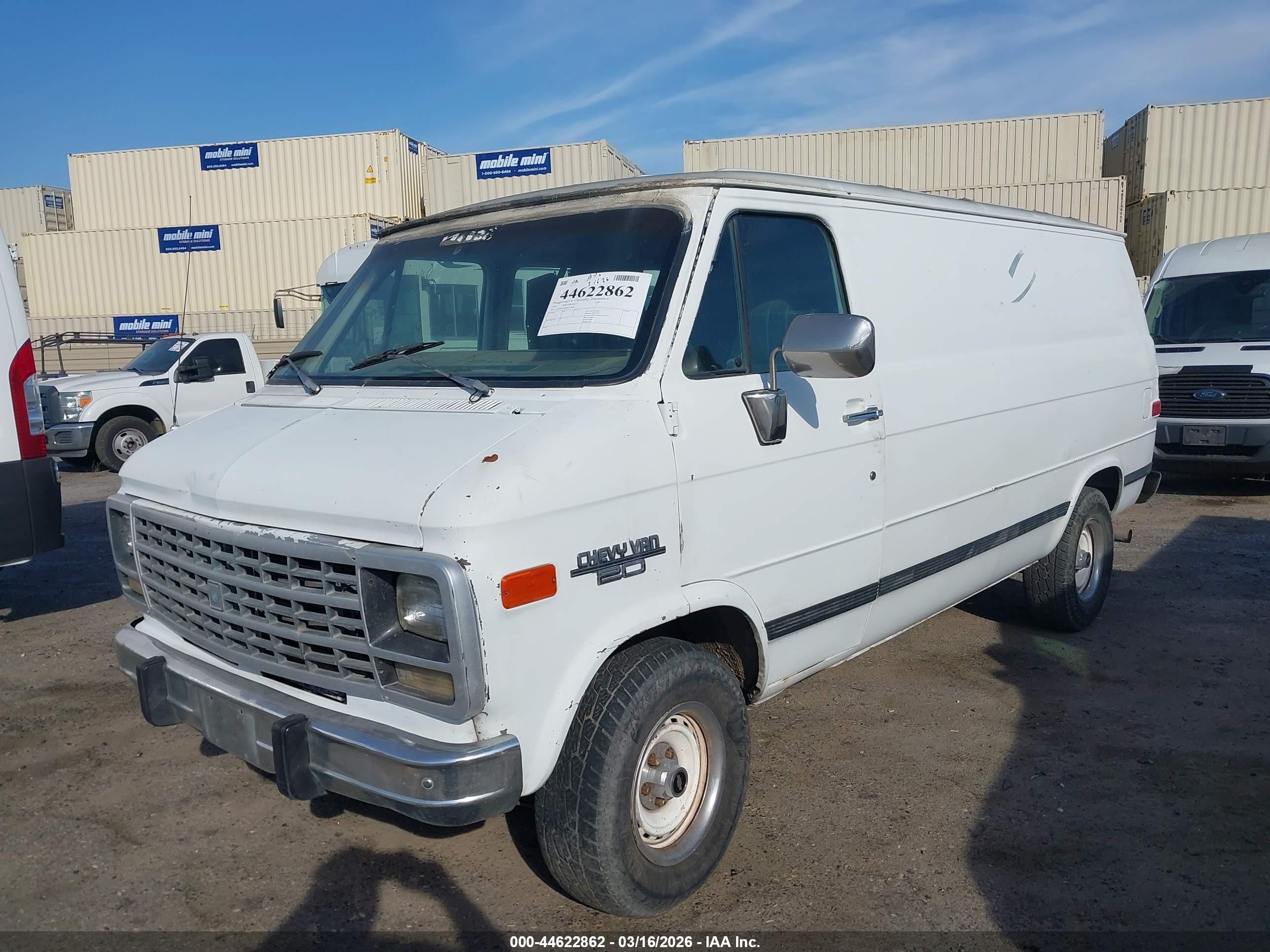 1993 Chevrolet G20   White vin: 2GCEG25K8P4113828