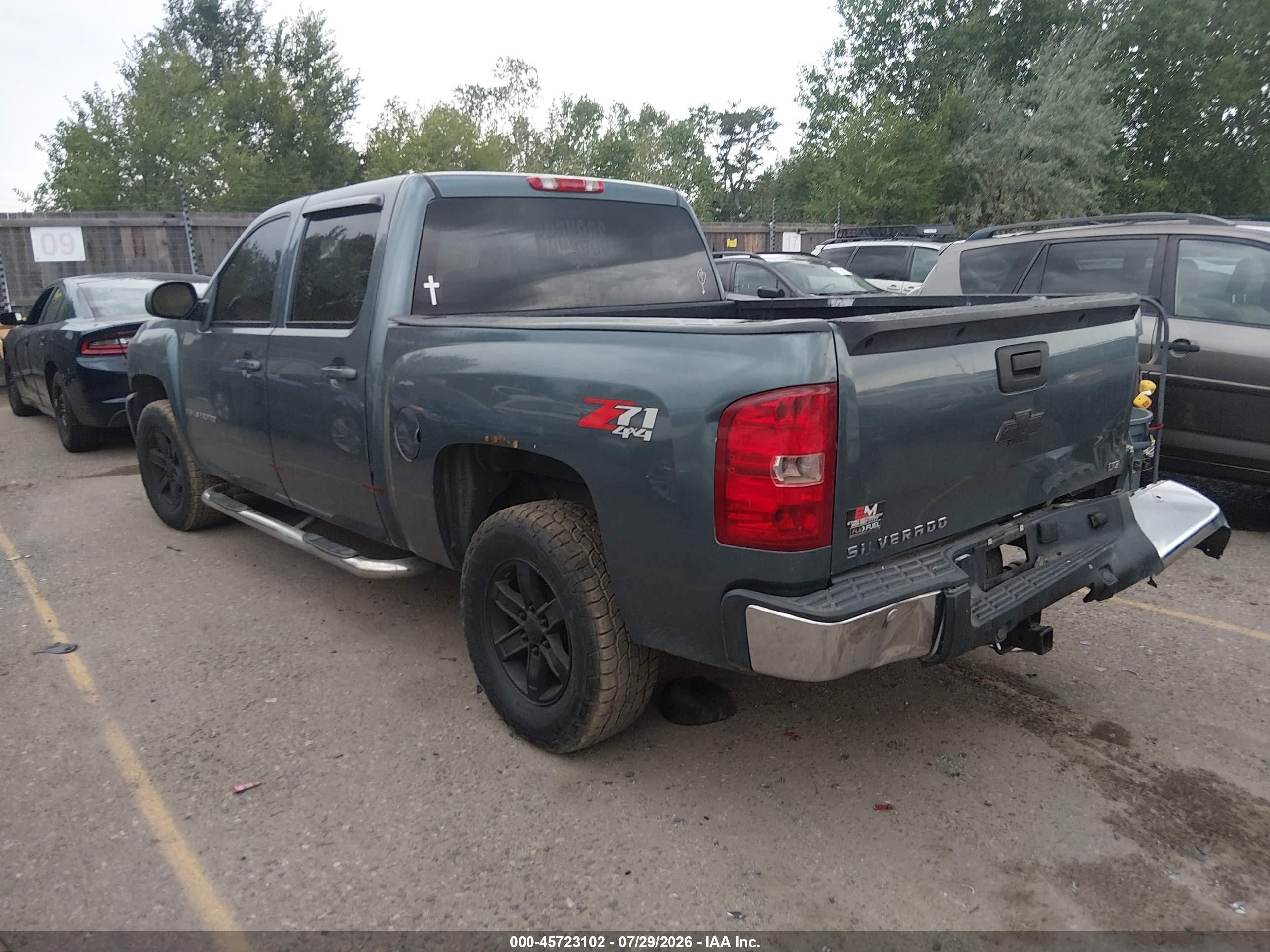 2007 Chevrolet Silverado 1500 Ltz Teal vin: 2GCEK133071667807