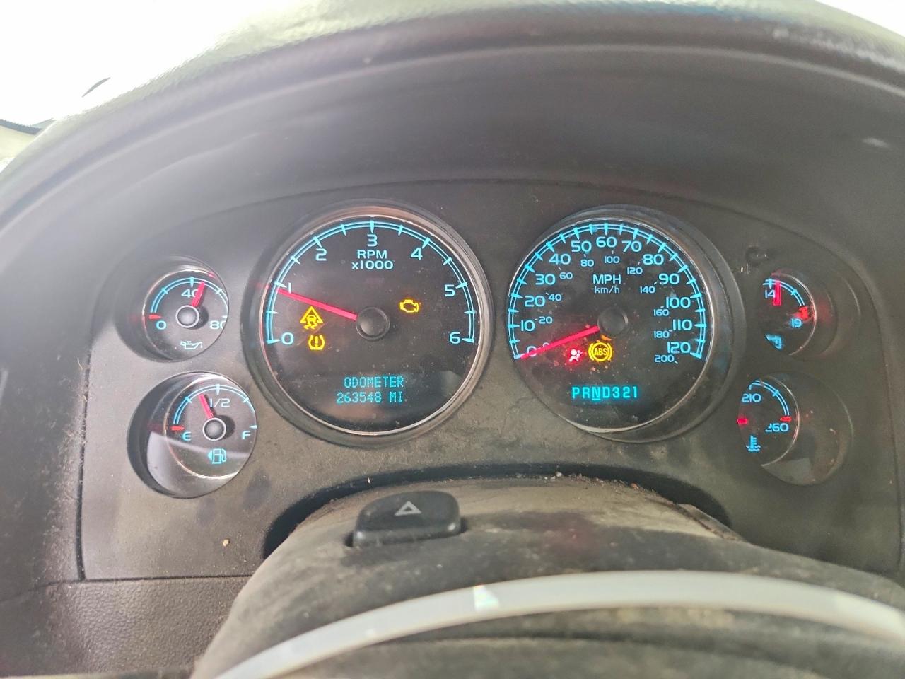 2007 Chevrolet Silverado K1500 Crew Cab White vin: 2GCEK133271627938