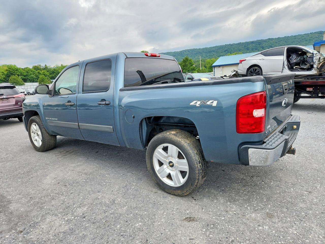 2008 Chevrolet Silverado K1500 Blue vin: 2GCEK133281158061