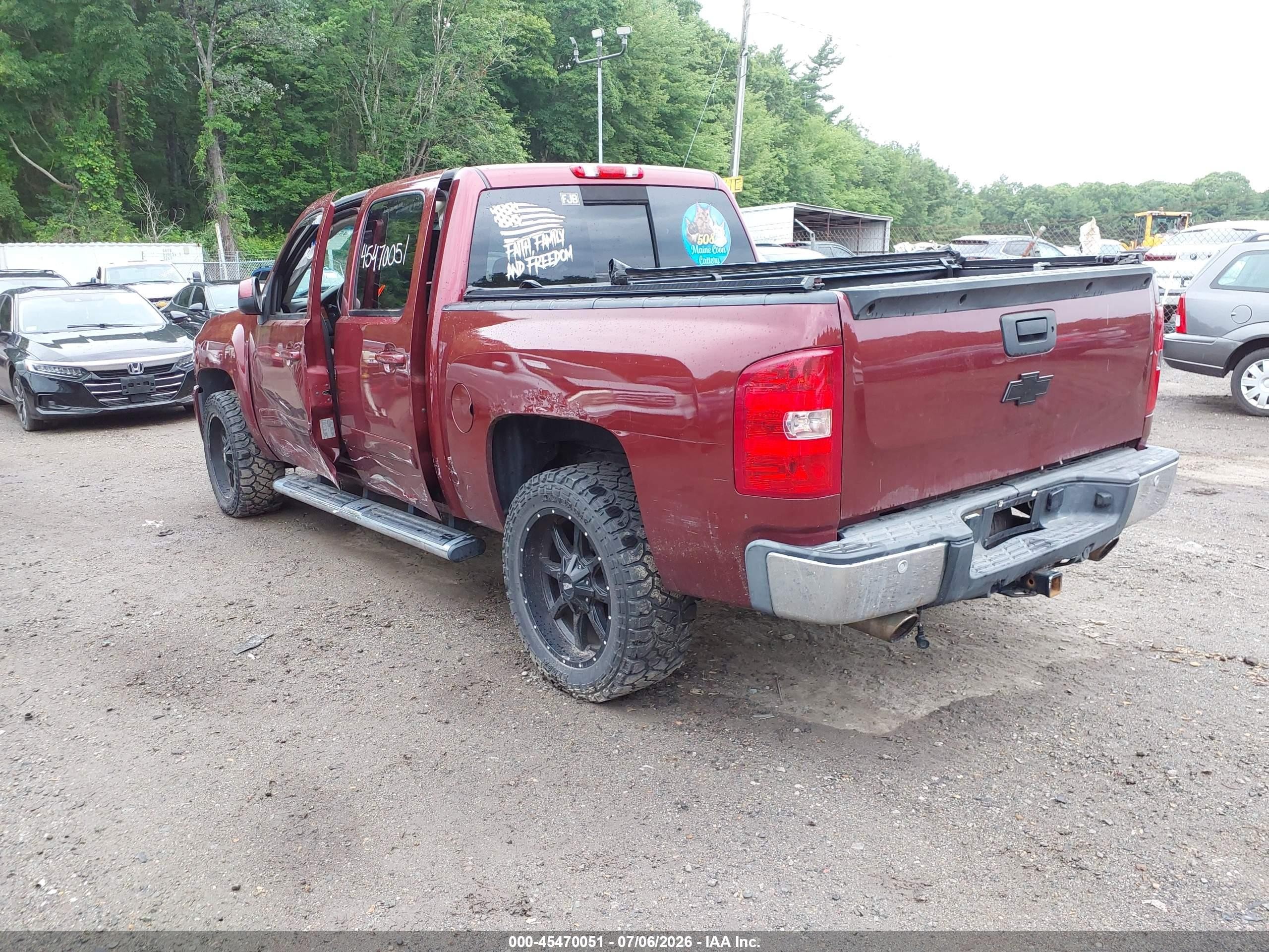 2008 Chevrolet Silverado 1500 Ltz Red vin: 2GCEK133481131167