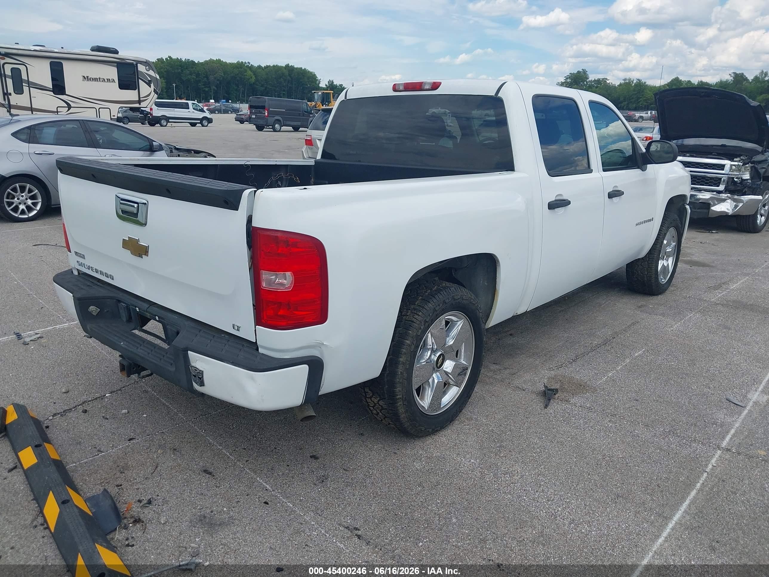 2007 Chevrolet Silverado 1500 Lt1/lt2/ltz/work Truck White vin: 2GCEK133571638013