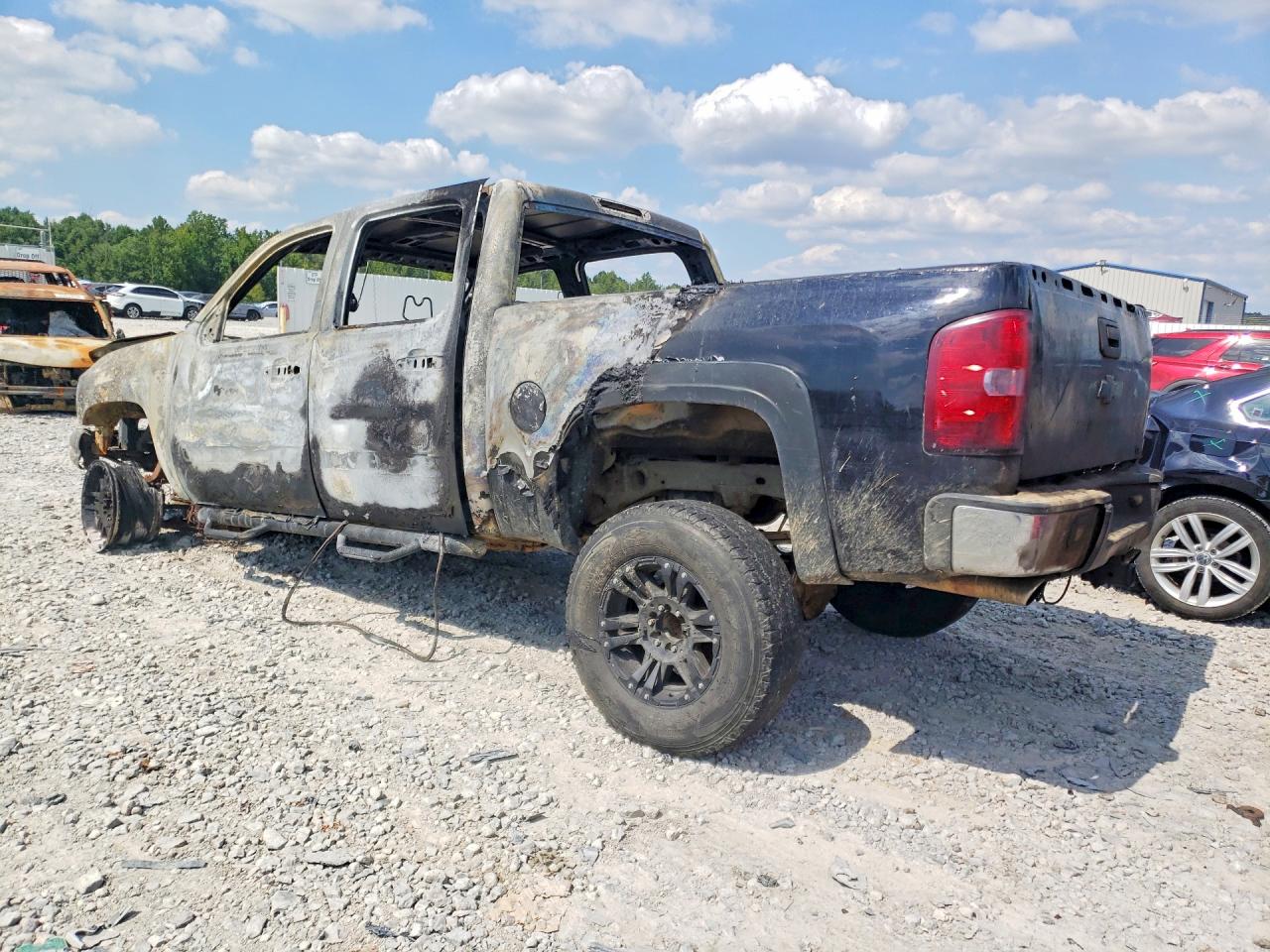 2008 Chevrolet Silverado K1500 Пожар vin: 2GCEK133681104326