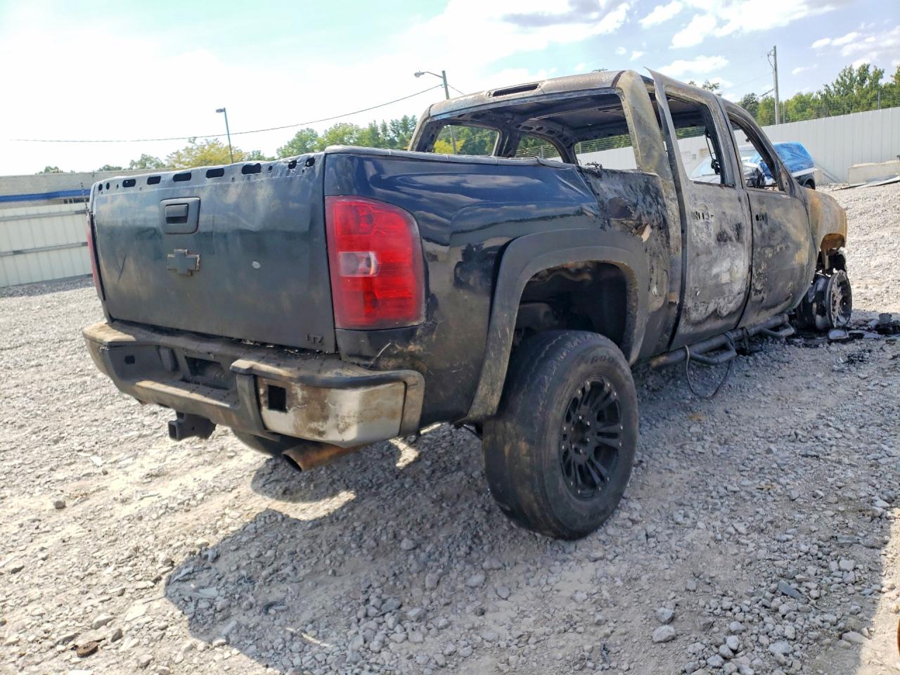 2008 Chevrolet Silverado K1500 Пожар vin: 2GCEK133681104326