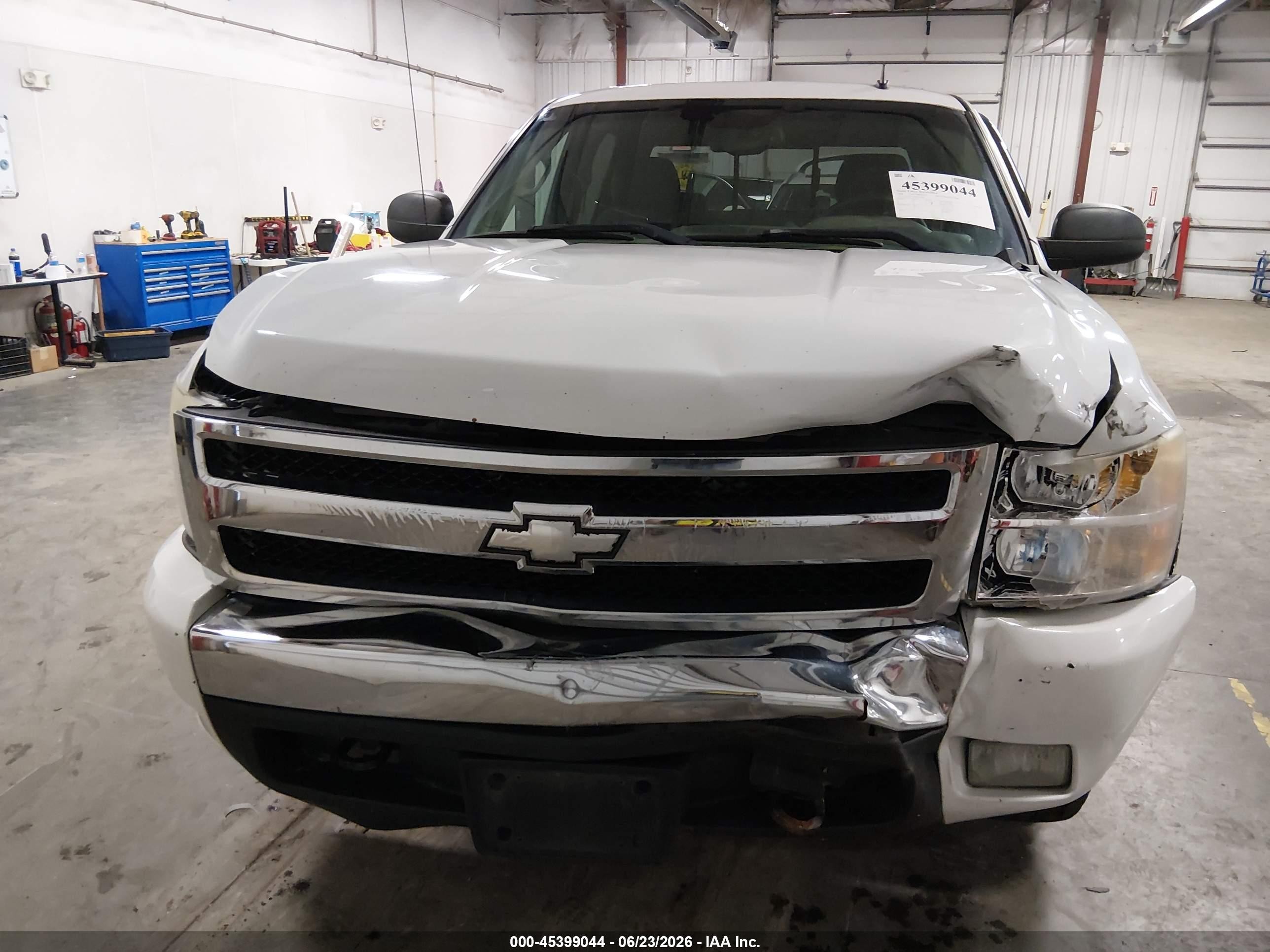 2008 Chevrolet Silverado 1500 Lt2 White vin: 2GCEK133681217628