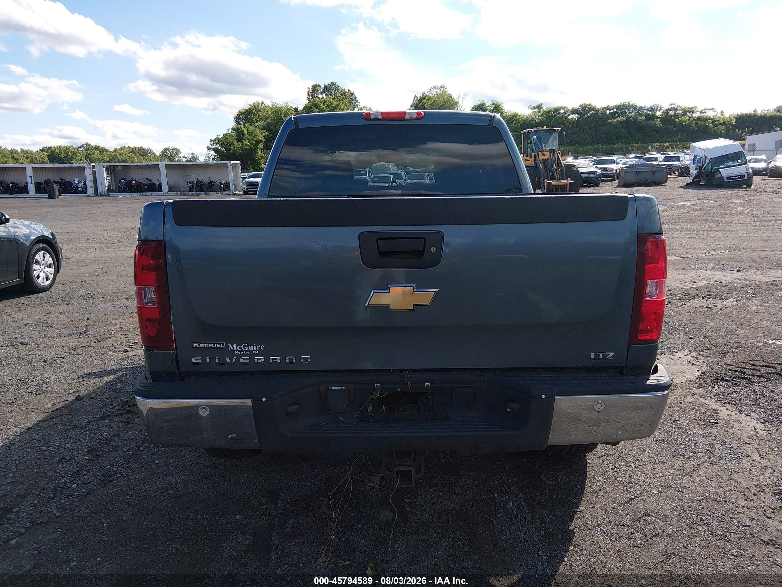 2008 Chevrolet Silverado 1500 Ltz Blue vin: 2GCEK133781131941