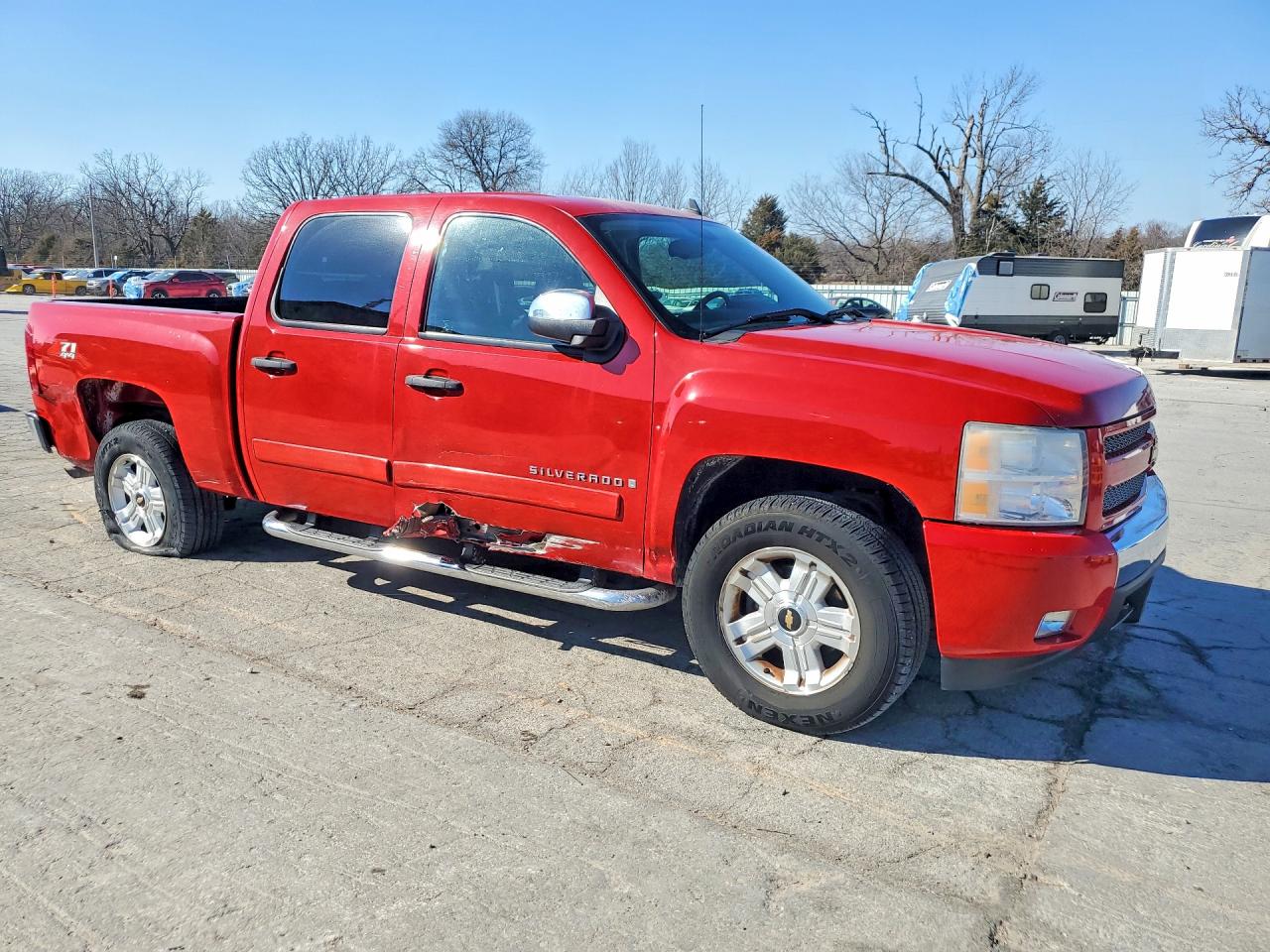2008 Chevrolet Silverado K1500 Red vin: 2GCEK133981189713