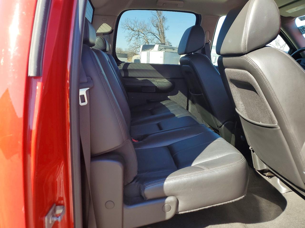 2008 Chevrolet Silverado K1500 Red vin: 2GCEK133981189713