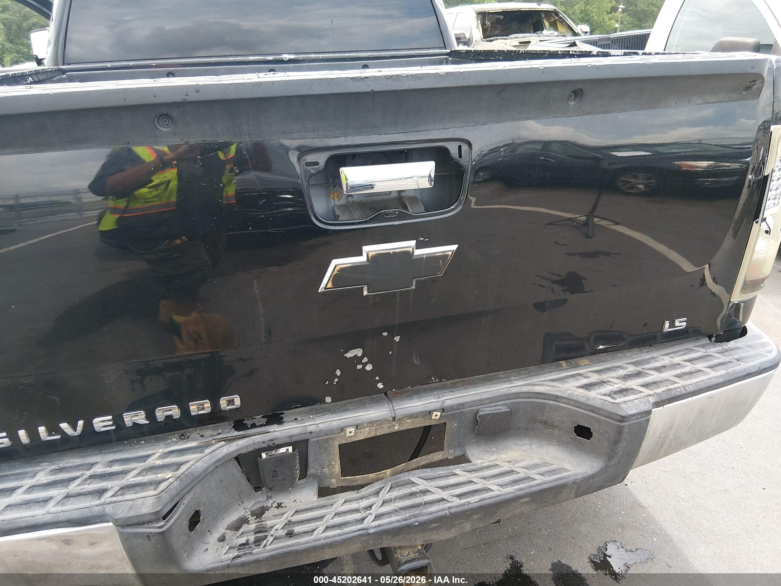 2007 Chevrolet Silverado 1500 Ls Черный vin: 2GCEK13C371717793