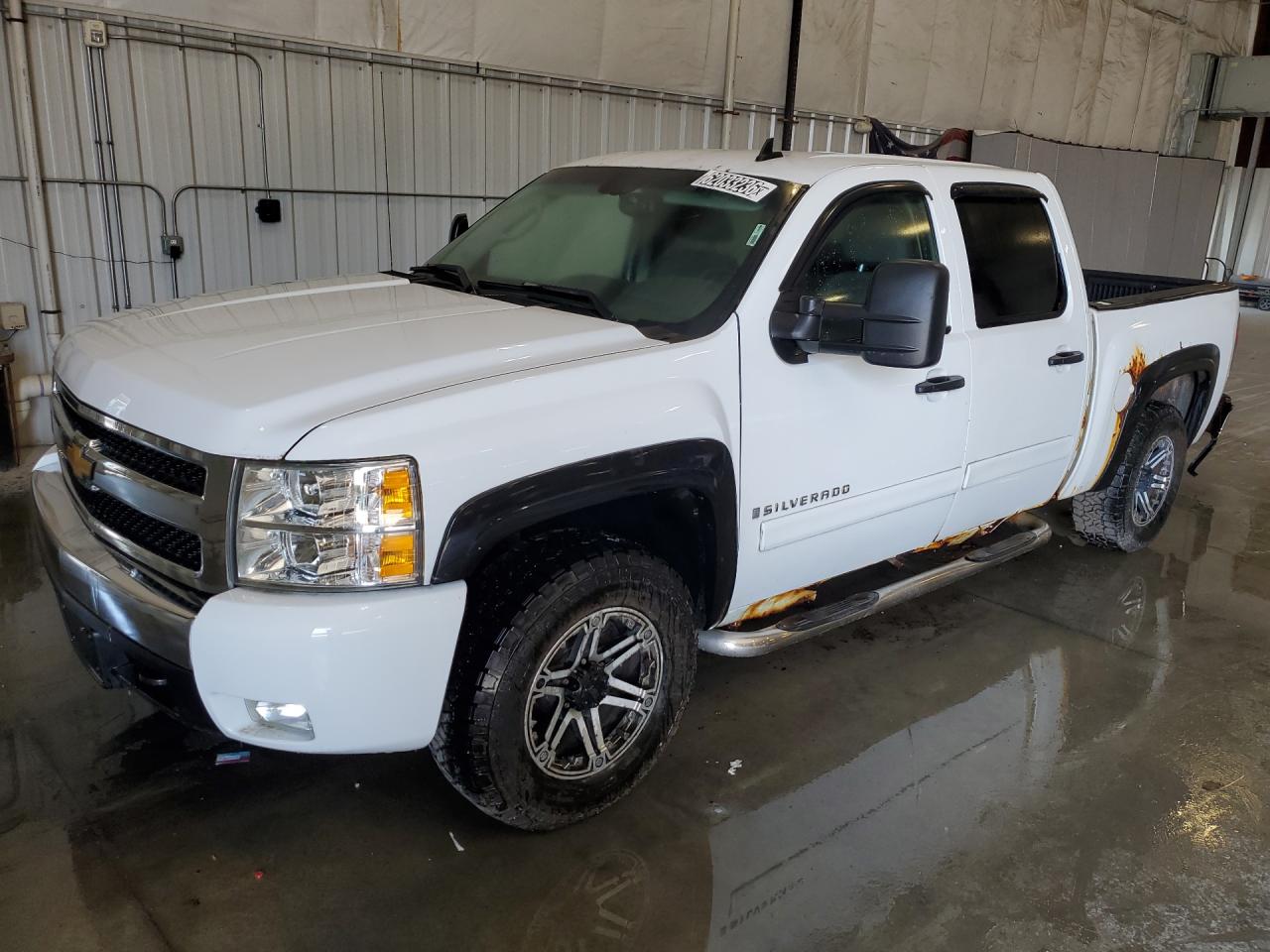 2008 Chevrolet Silverado K1500 White vin: 2GCEK13C481206661 Damage: Left Front Wheel, Aftermarket, Acceptable