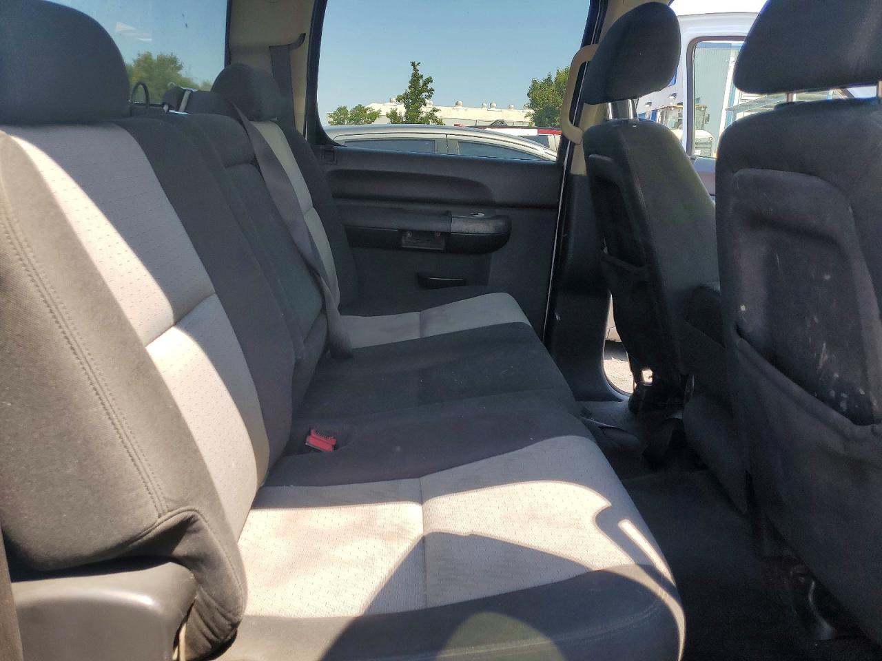 2008 Chevrolet Silverado K1500 White vin: 2GCEK13C881211488