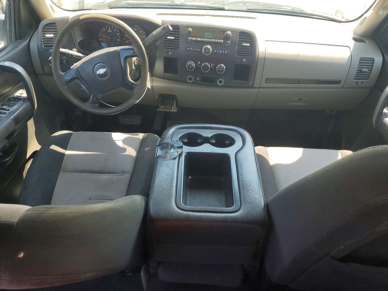 2008 Chevrolet Silverado K1500 White vin: 2GCEK13C881211488