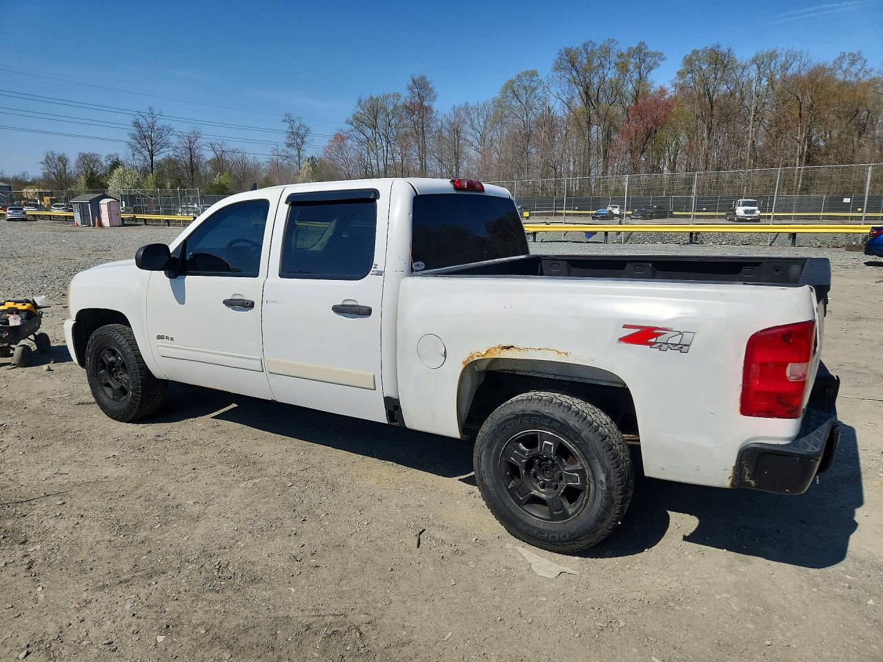 2007 Chevrolet Silverado K1500 Crew Cab Белый vin: 2GCEK13C971535225