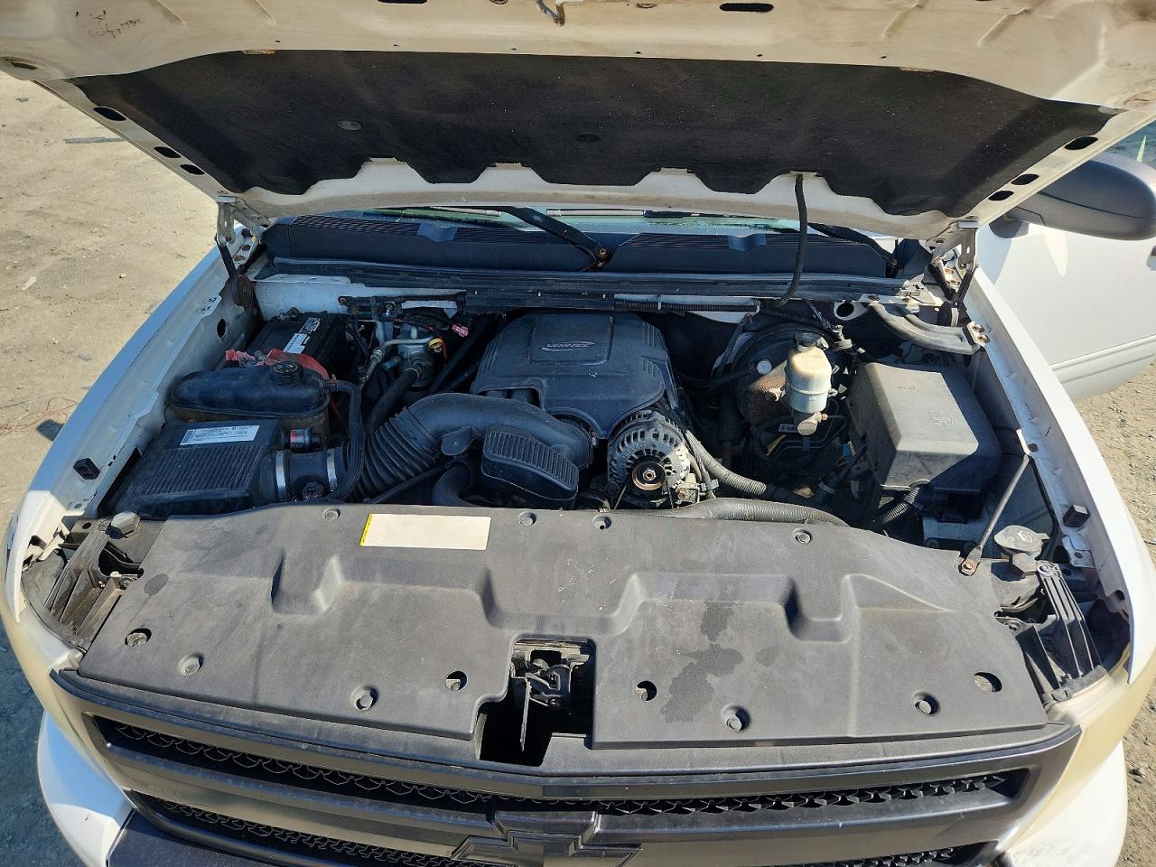 2007 Chevrolet Silverado K1500 Crew Cab Белый vin: 2GCEK13C971535225