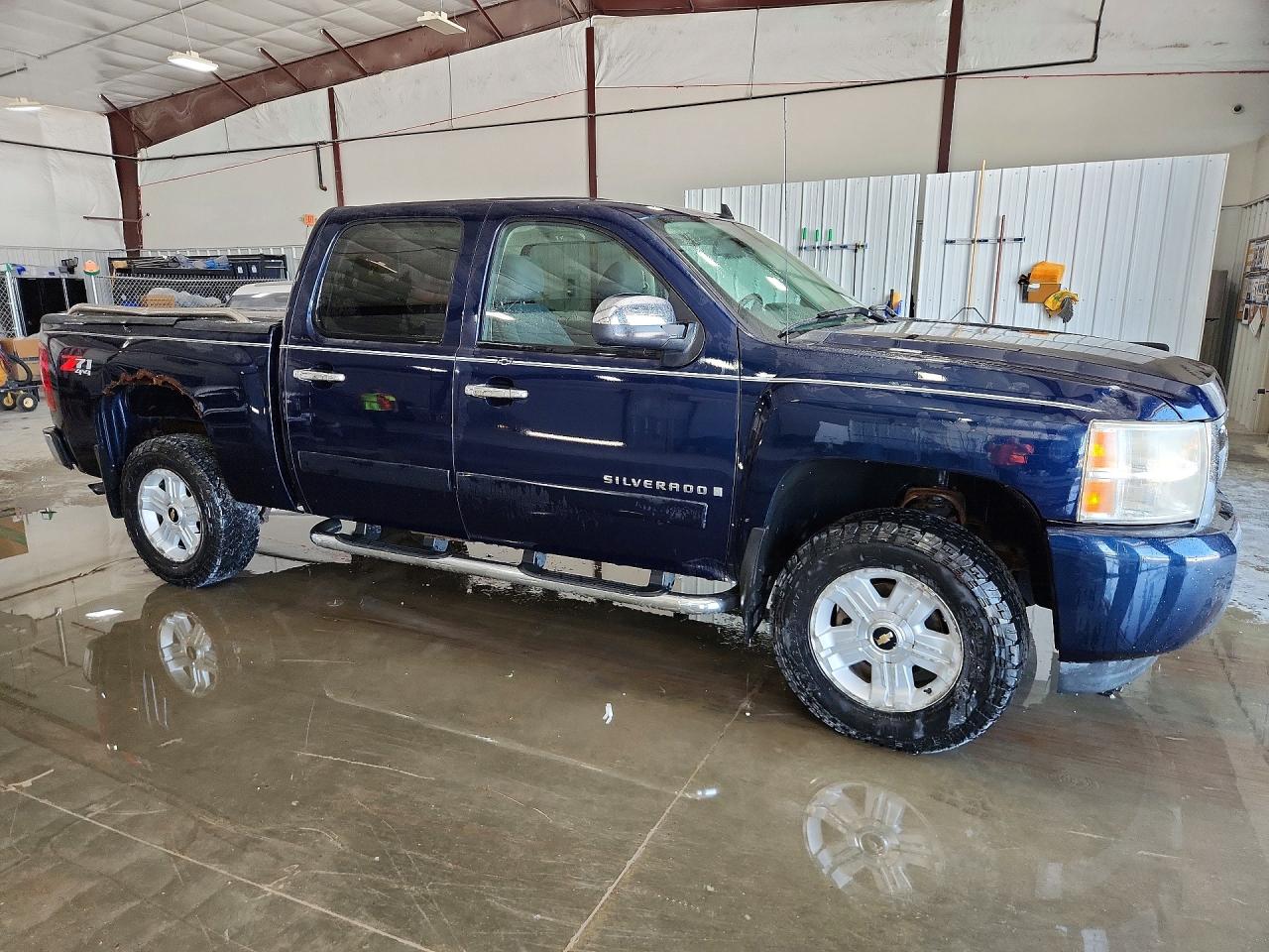 2008 Chevrolet Silverado K1500 Blue vin: 2GCEK13J381247507