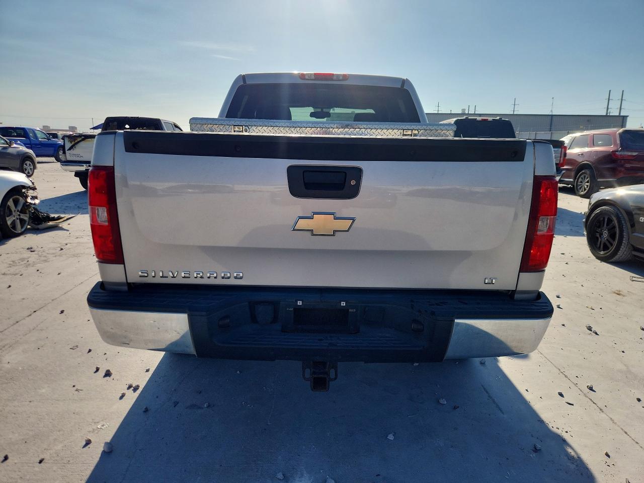 2008 Chevrolet Silverado K1500 Silver vin: 2GCEK13J881329247