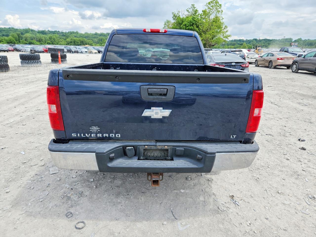 2007 Chevrolet Silverado K1500 Crew Cab Blue vin: 2GCEK13M171672409