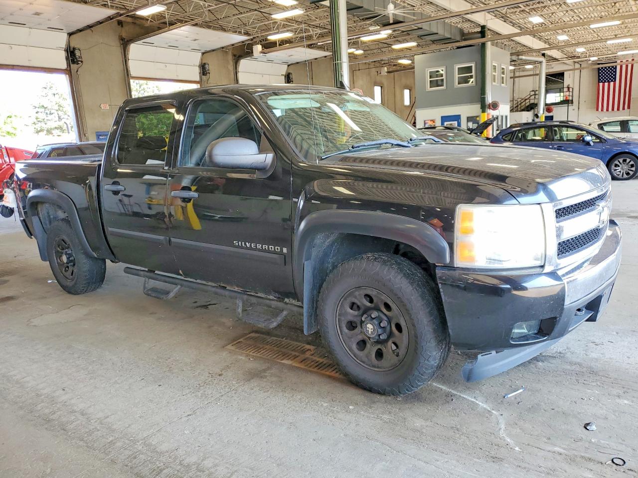 2007 Chevrolet Silverado K1500 Crew Cab Черный vin: 2GCEK13M171700323