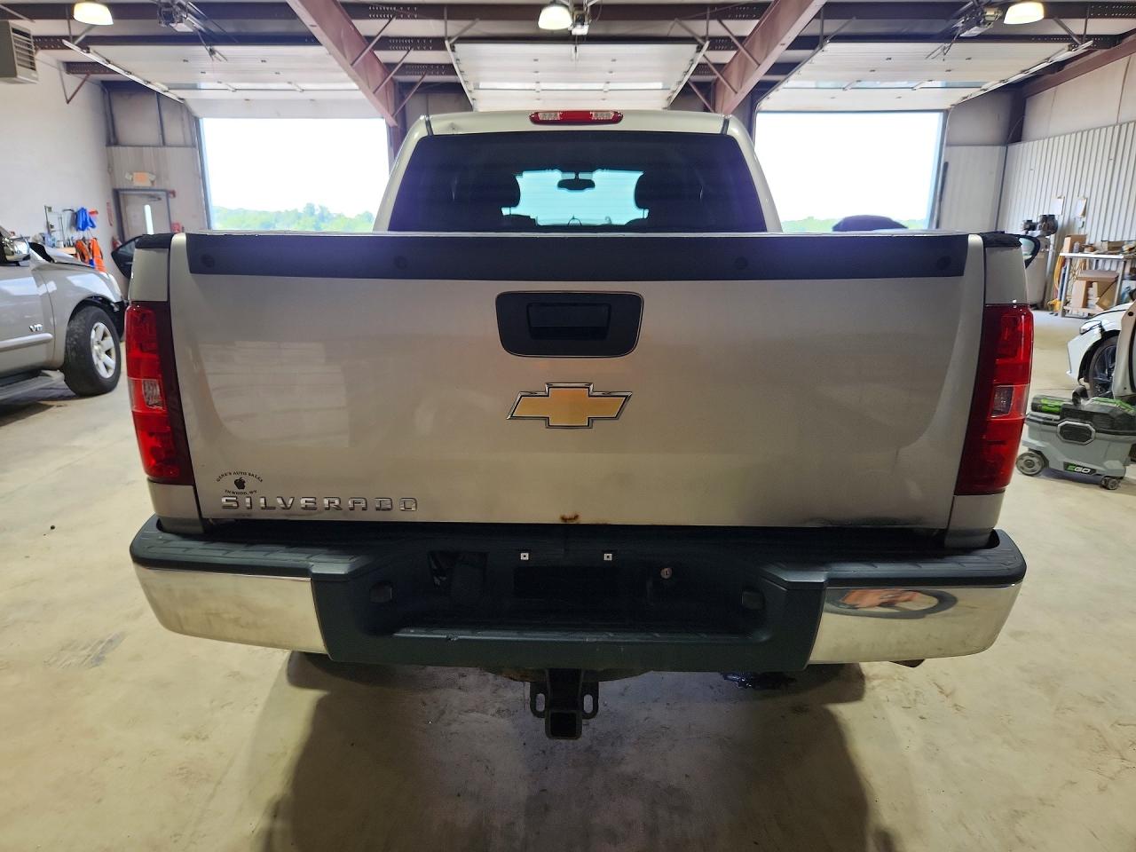 2008 Chevrolet Silverado K1500 Silver vin: 2GCEK13M181216251