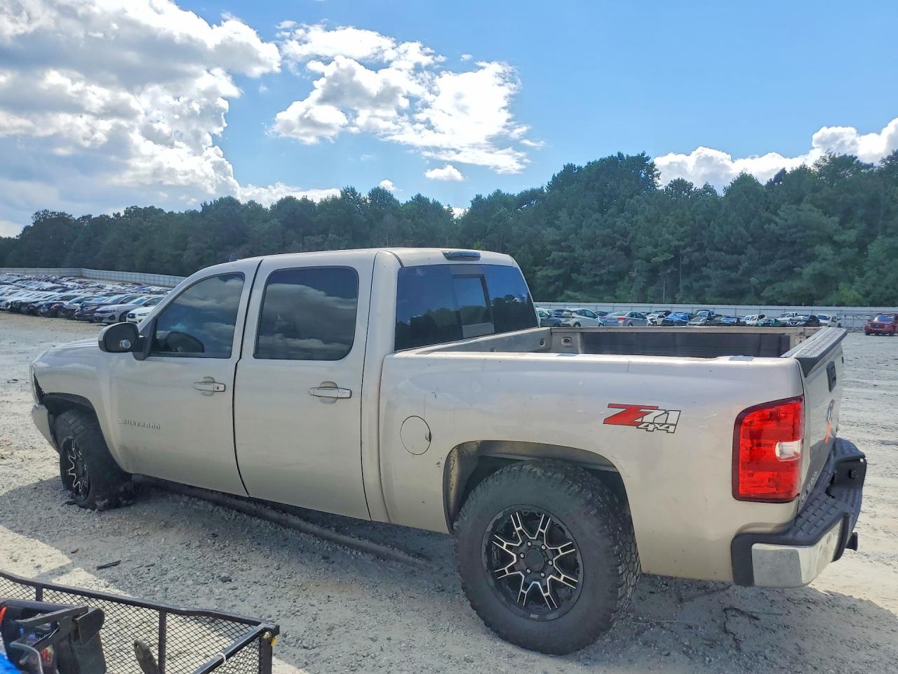 2008 Chevrolet Silverado K1500 Серебряный vin: 2GCEK13M181224656