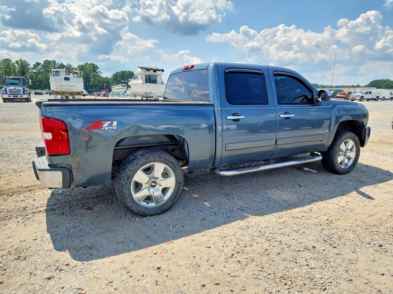 2008 Chevrolet Silverado K1500 Blue vin: 2GCEK13M181230554