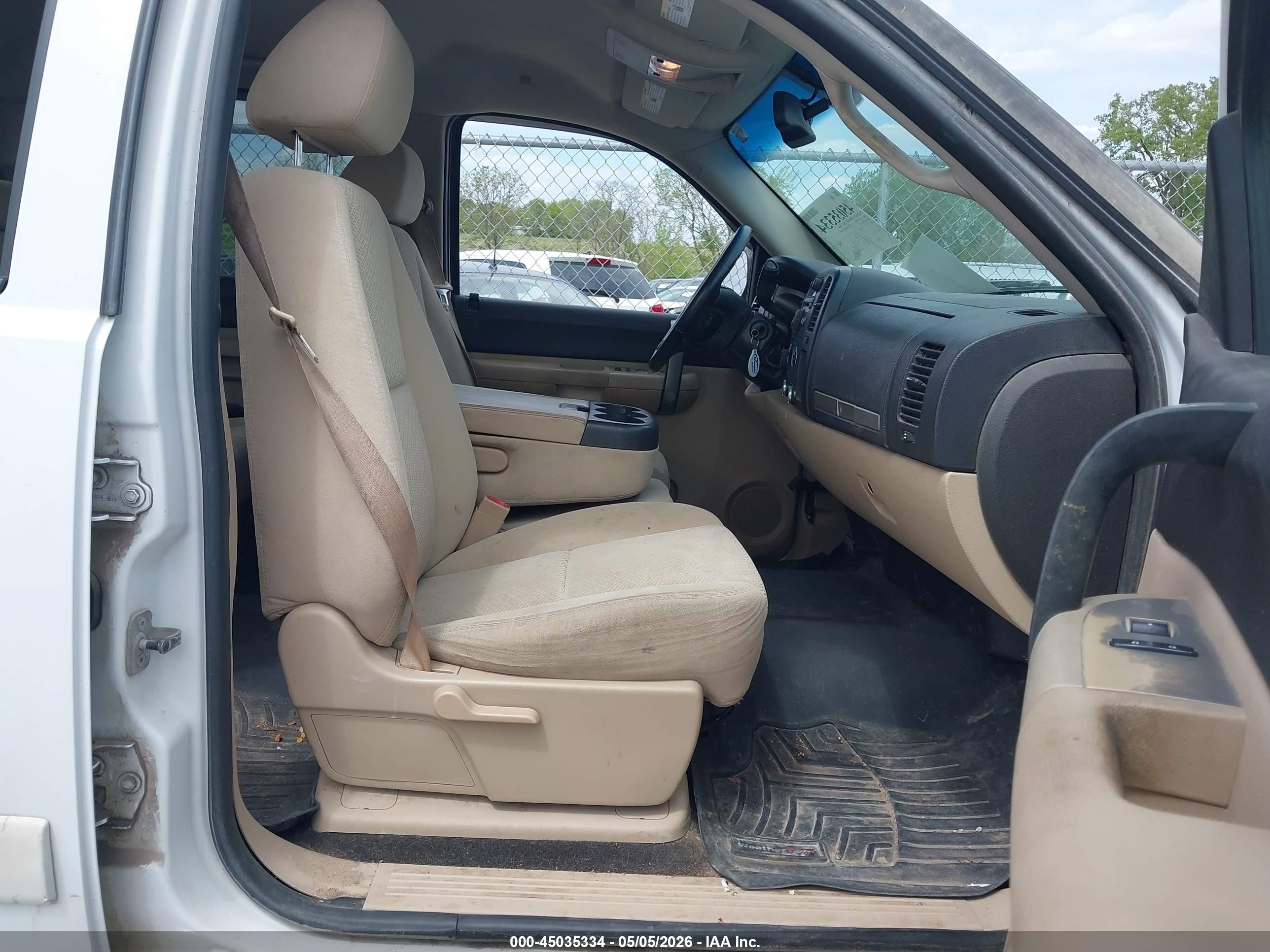 2007 Chevrolet Silverado 1500 Lt1 Белый vin: 2GCEK13M271568155