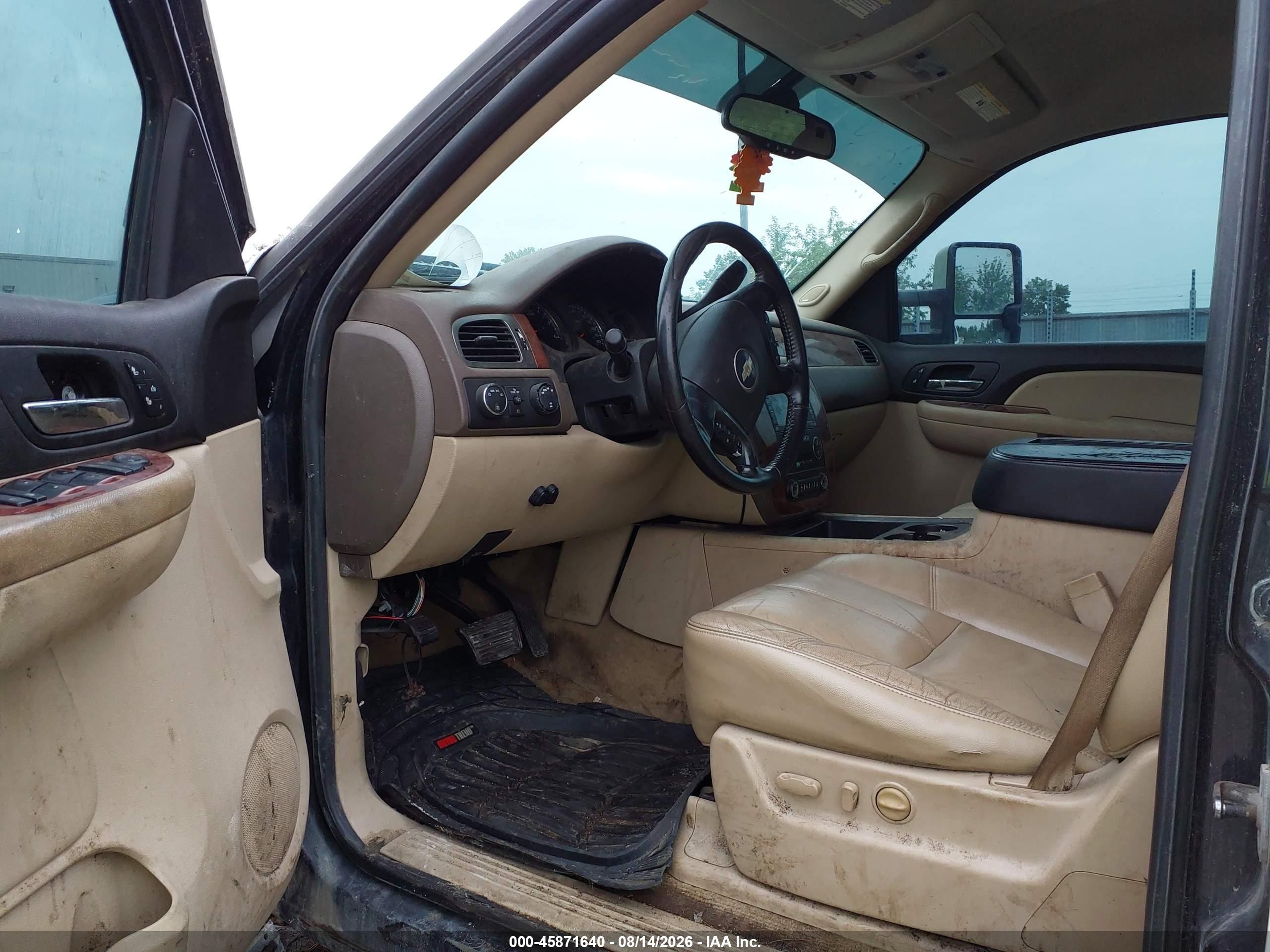 2007 Chevrolet Silverado 1500 Ltz White vin: 2GCEK13M371501760