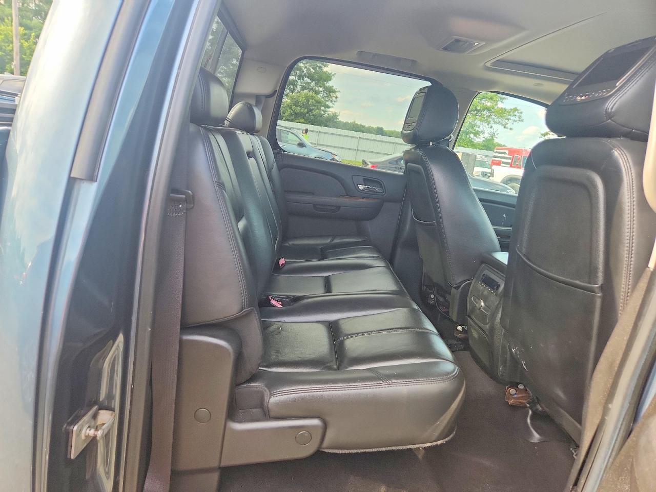 2007 Chevrolet Silverado K1500 Crew Cab Green vin: 2GCEK13M371691303