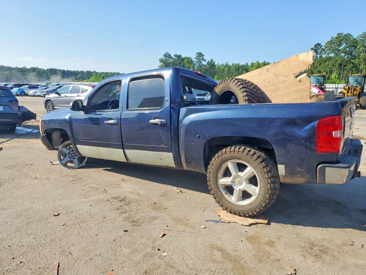 2007 Chevrolet Silverado K1500 Crew Cab Blue vin: 2GCEK13M471570585